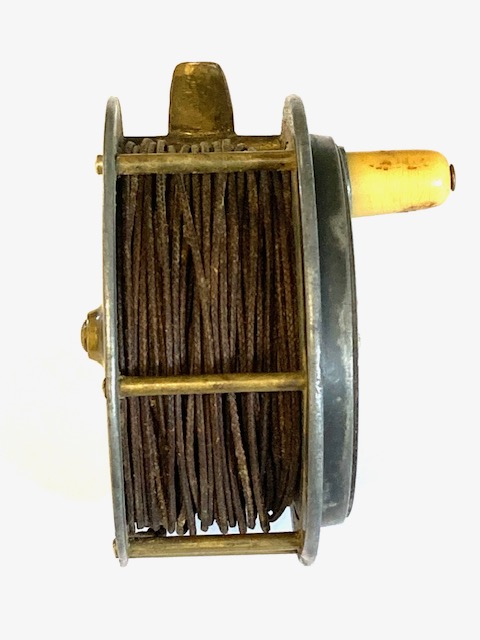 Alternative view of Army Navy Hercules 4.25" Salmon fly reel