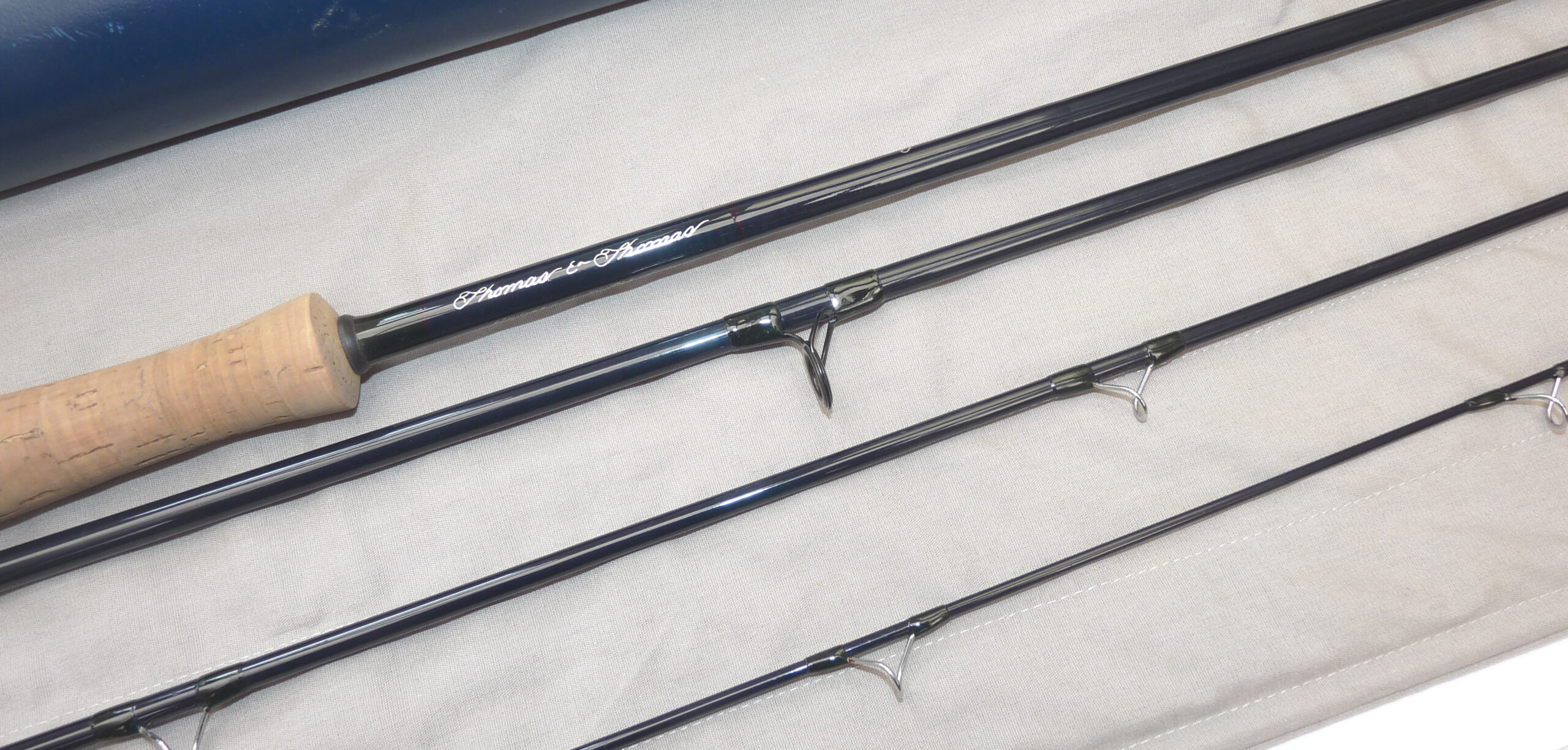 Thomas & Thomas Horizon 9’ graphite fly rod warranty card, maker’s bag & screw top alloy tube - Image 3