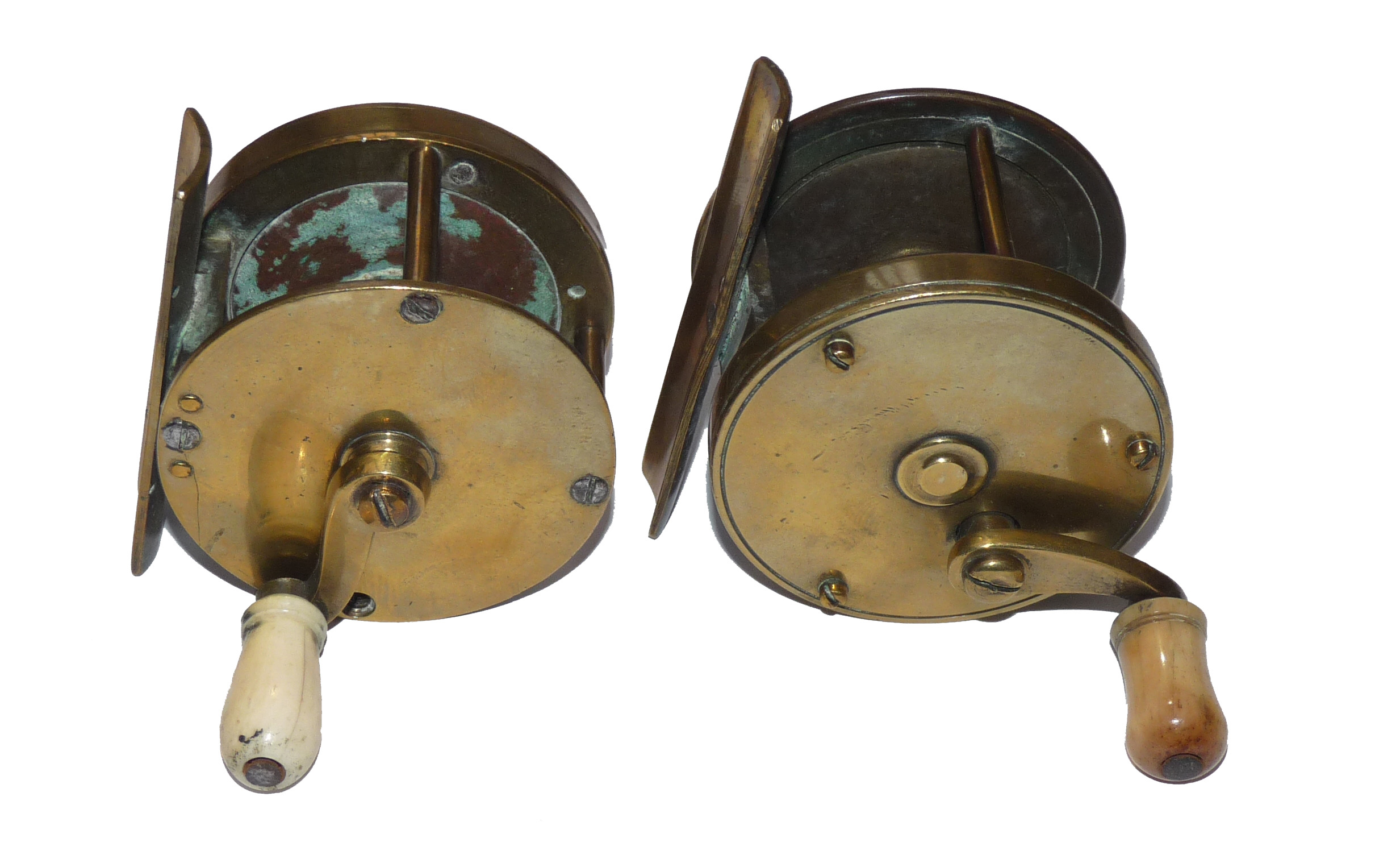 Brass winch 2.25" and a single wind reel c 1870 multiplier fishing reel for collector (2)