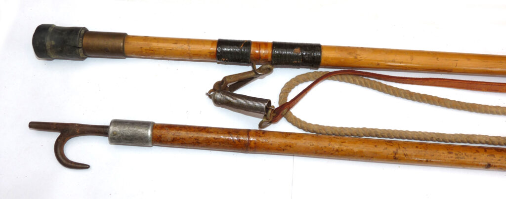 Hardy vintage bamboo shaft combined wading staff and gaffs x 2 to display - Image 6