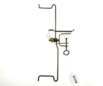 Alternative view of Hardy Hotspur vintage Line Winder ideal to take to river bank