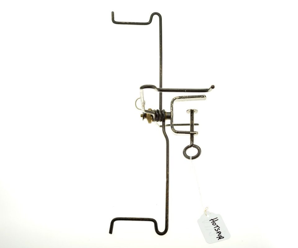 Alternative view of Hardy Hotspur vintage Line Winder ideal to take to river bank