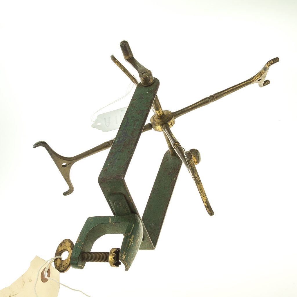 Antique Hardy Improved Line Drier with 4 removable arms for collector