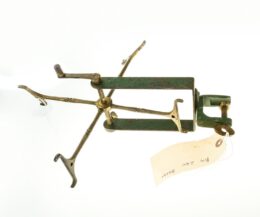 Alternative view of Antique Hardy Improved line drier with 4 removable arms for collector