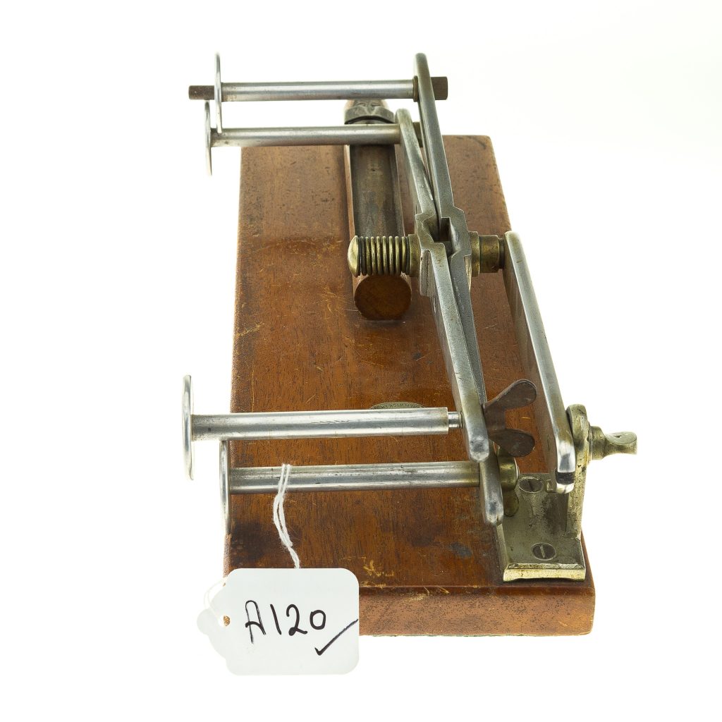 Hardy Practical Table Top Line Drier for collector or display - Image 3