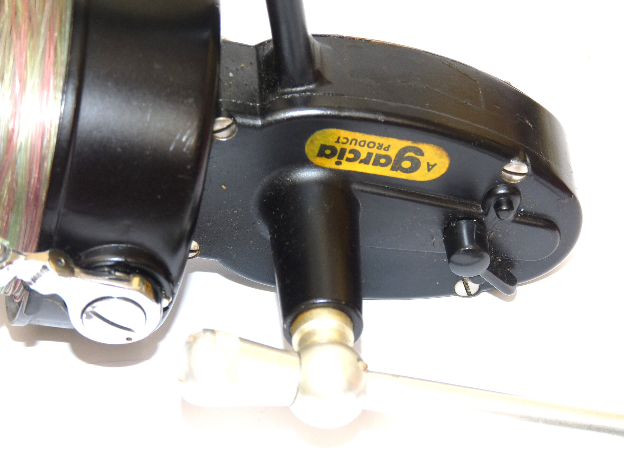 Garcia Mitchell 302 Salt Water vintage spinning reel in fine collector condition, beach pier casting - Image 2