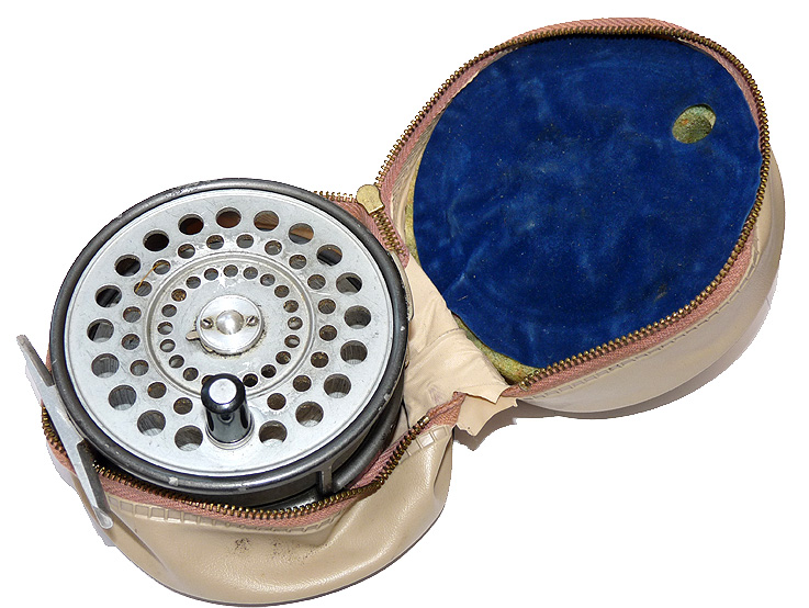 Hardy St Aidan 3.75" light alloy fly fishing reel with Hardy case for trout sea trout grilse