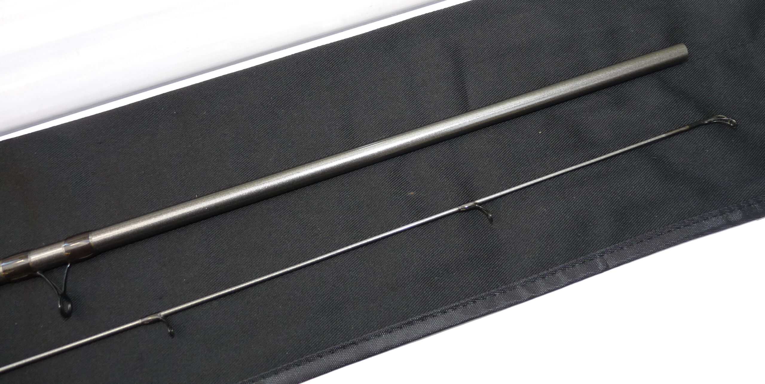 Hardy Marksman XT 11' 2 piece carbon float rod avon fishing silvers to barbel - Image 4