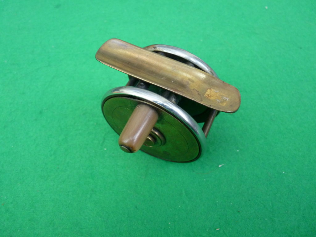 Tiny little 2” brass and ebonite brook trout fly reel c1890 - Image 3