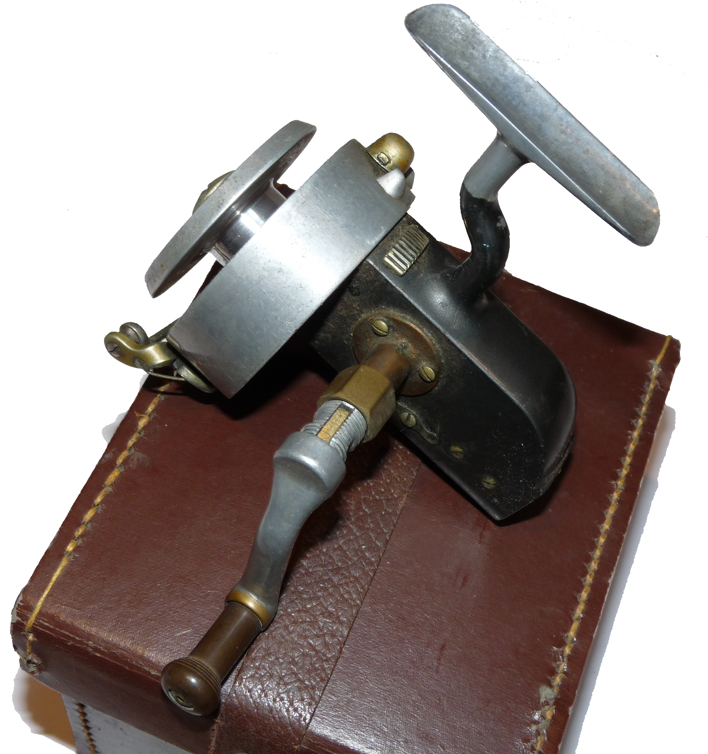 Hardy Altex No 2 MK V Fixed Spool Reel With Original Reel Case - Image 3