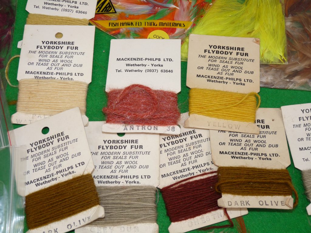 Fly-tying material, floss hackles & Mackenzie-Philps fur - Image 4