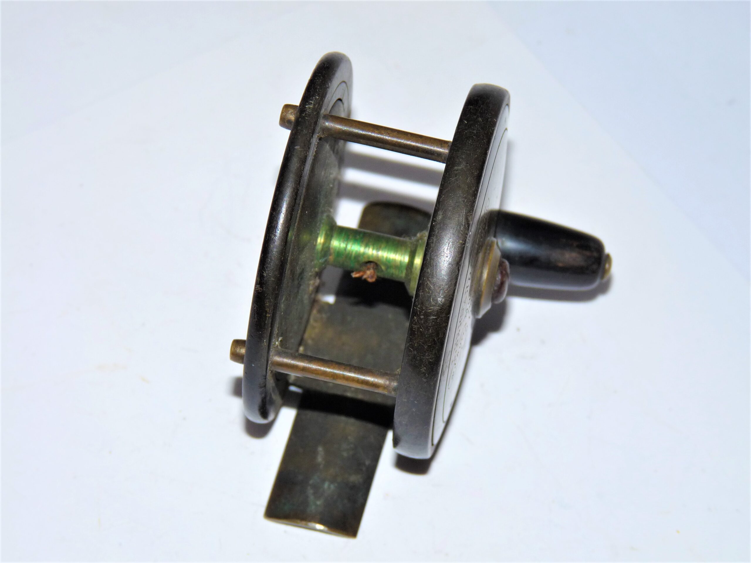 J Bernard & Sons, London 2.5" brass & ebonite reel - Image 4