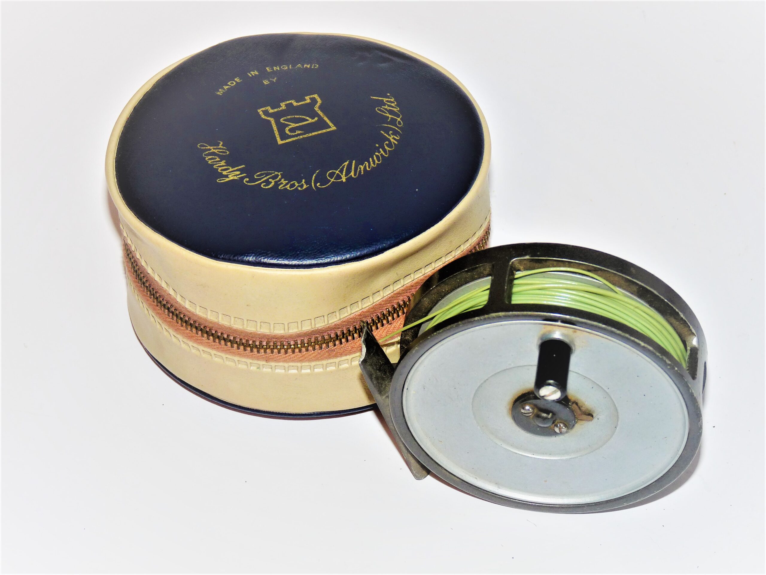 Hardy Hydra 3.5" alloy trout reel & Hardy padded zip case