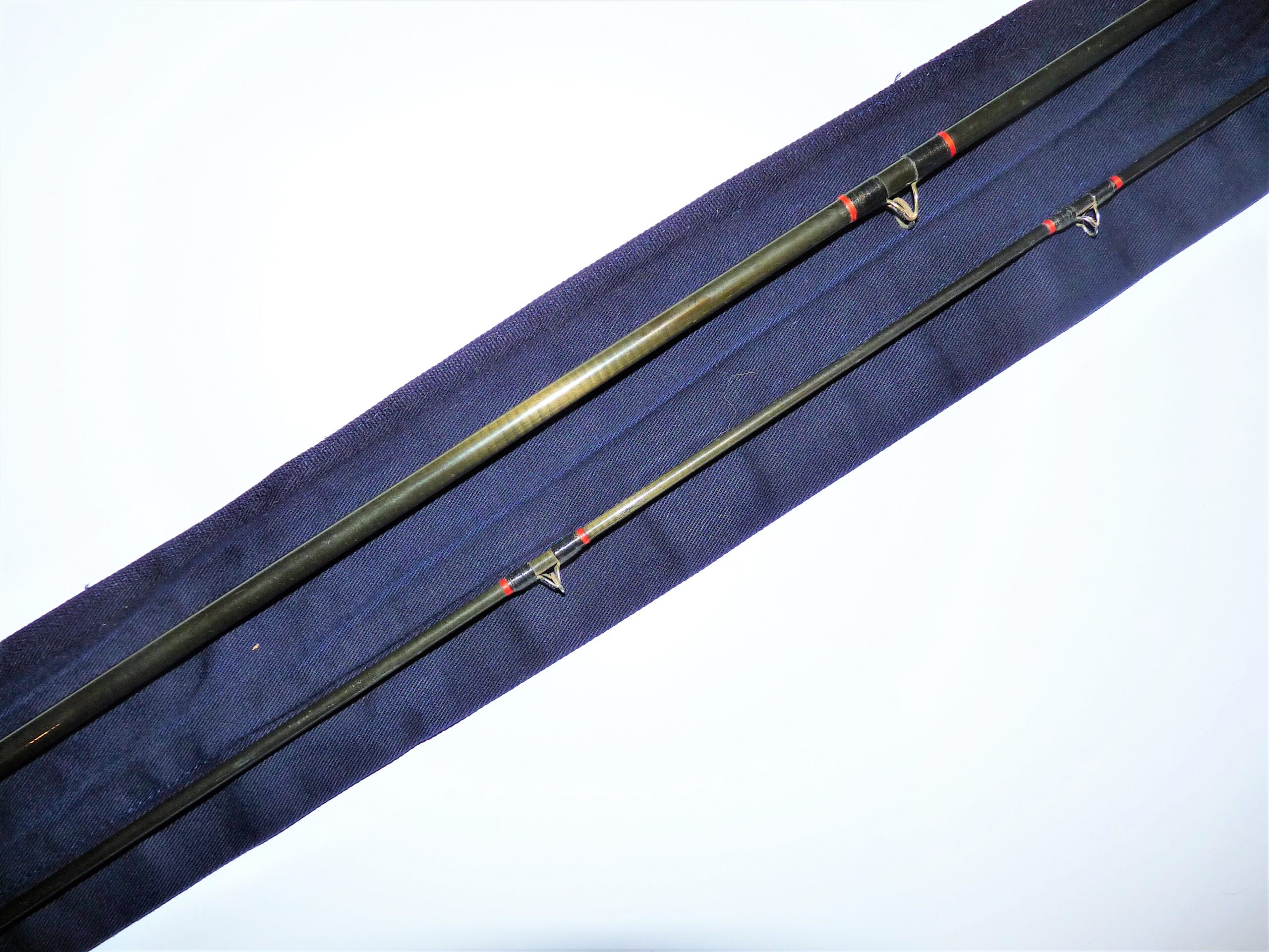 Hardy Richard Walker Farnborough 9' two piece carbon trout fly rod - Image 2