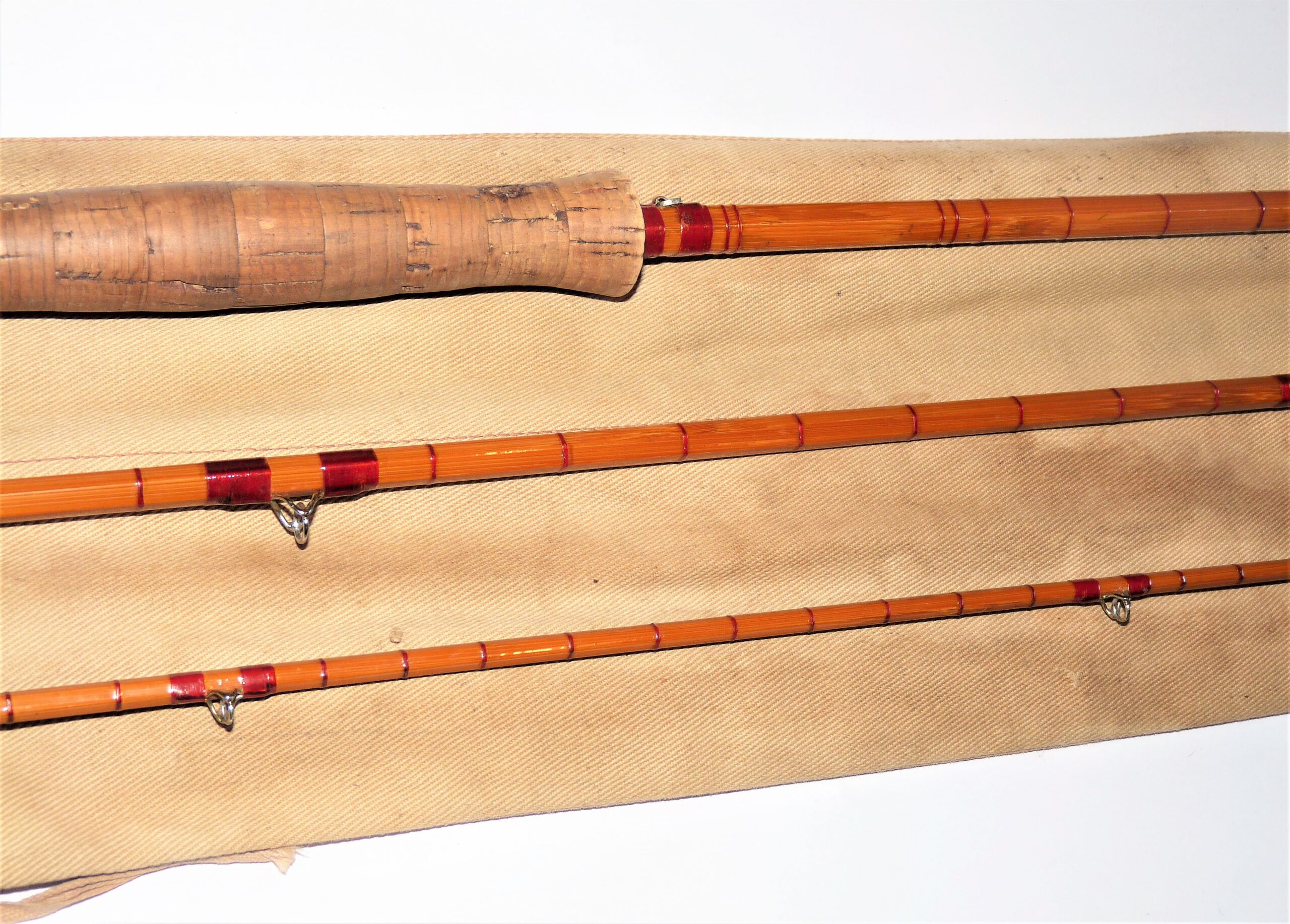 Vintage split cane 9' 3 piece fishing rod & bag to display or fish - Image 4