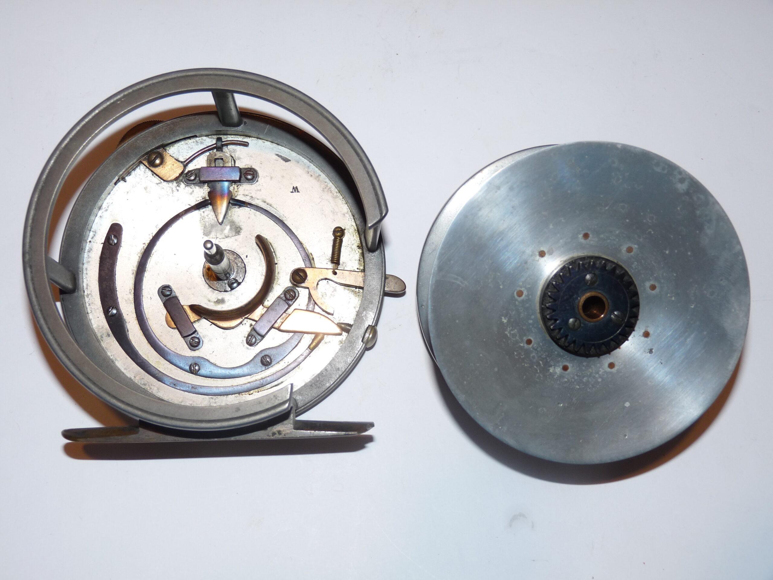 Hardy Silex Reel Large Size 4.5" With Crossbar Handle - Image 6