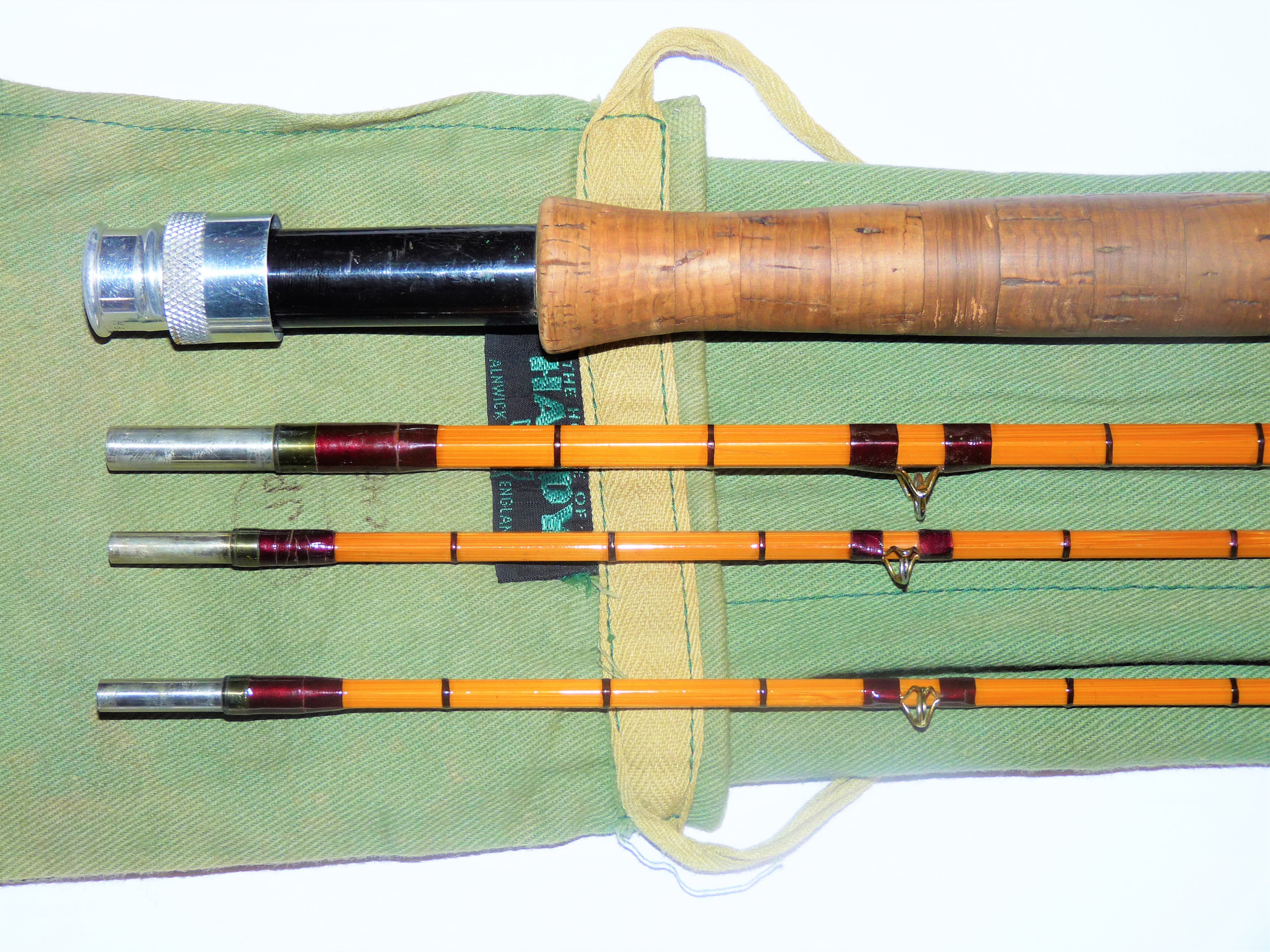 Hardy "Itchen" 9' 6" three piece Palakona trout fly rod with spare tip #6 in original bag - Image 5