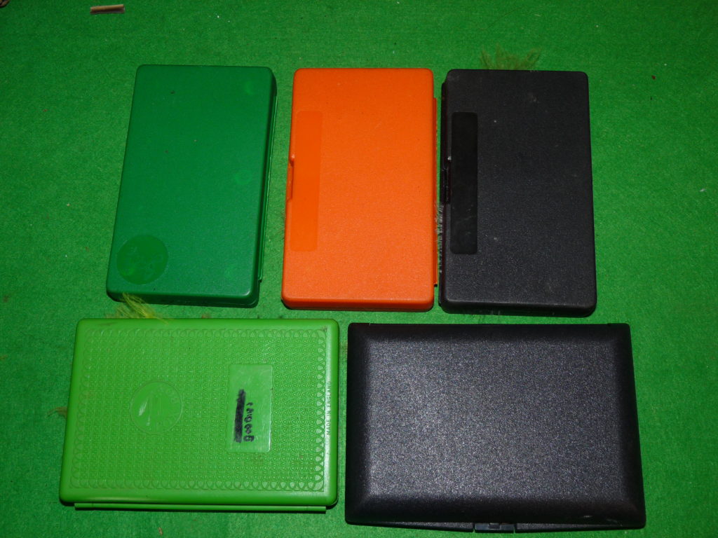 Fox + 4 lightweight pocket fly boxes stuffed with 100's of trout flies - Image 2