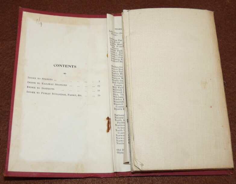 London linen map + 4 fishing London/South handbooks with maps - Image 4