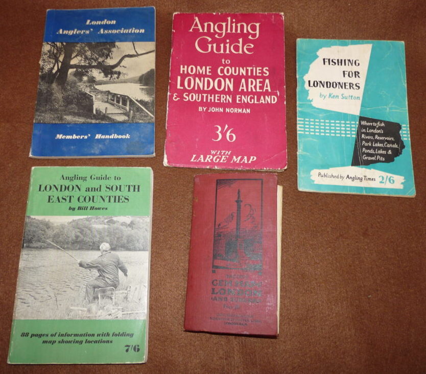 London linen map + 4 fishing London/South handbooks with maps