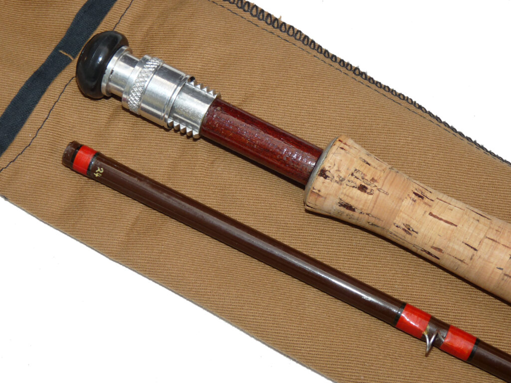 Alternative view of Pateke Morton The Fly 9' Fibalite trout rod #7 best condition with bag