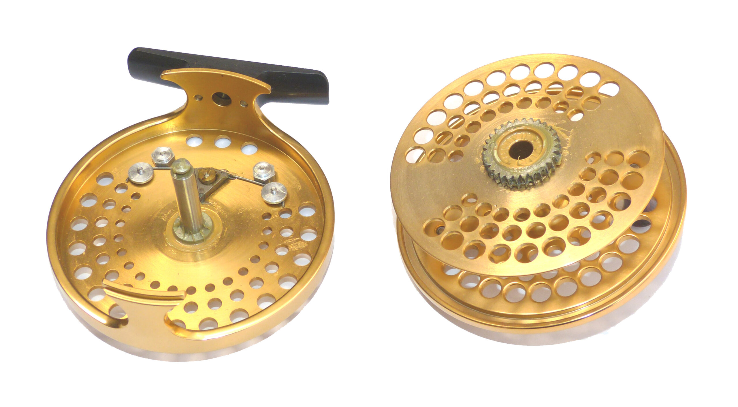 Abel USA alloy trout fly reel in gold finish with padded Abel reel case - Image 2