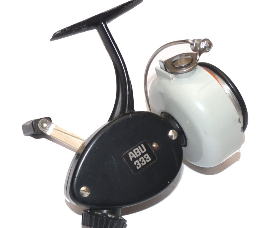Abu Sweden 333 vintage fixed spool spinning fishing reel in best Abu Sweden 333 vintage fixed spool spinning fishing reel in best