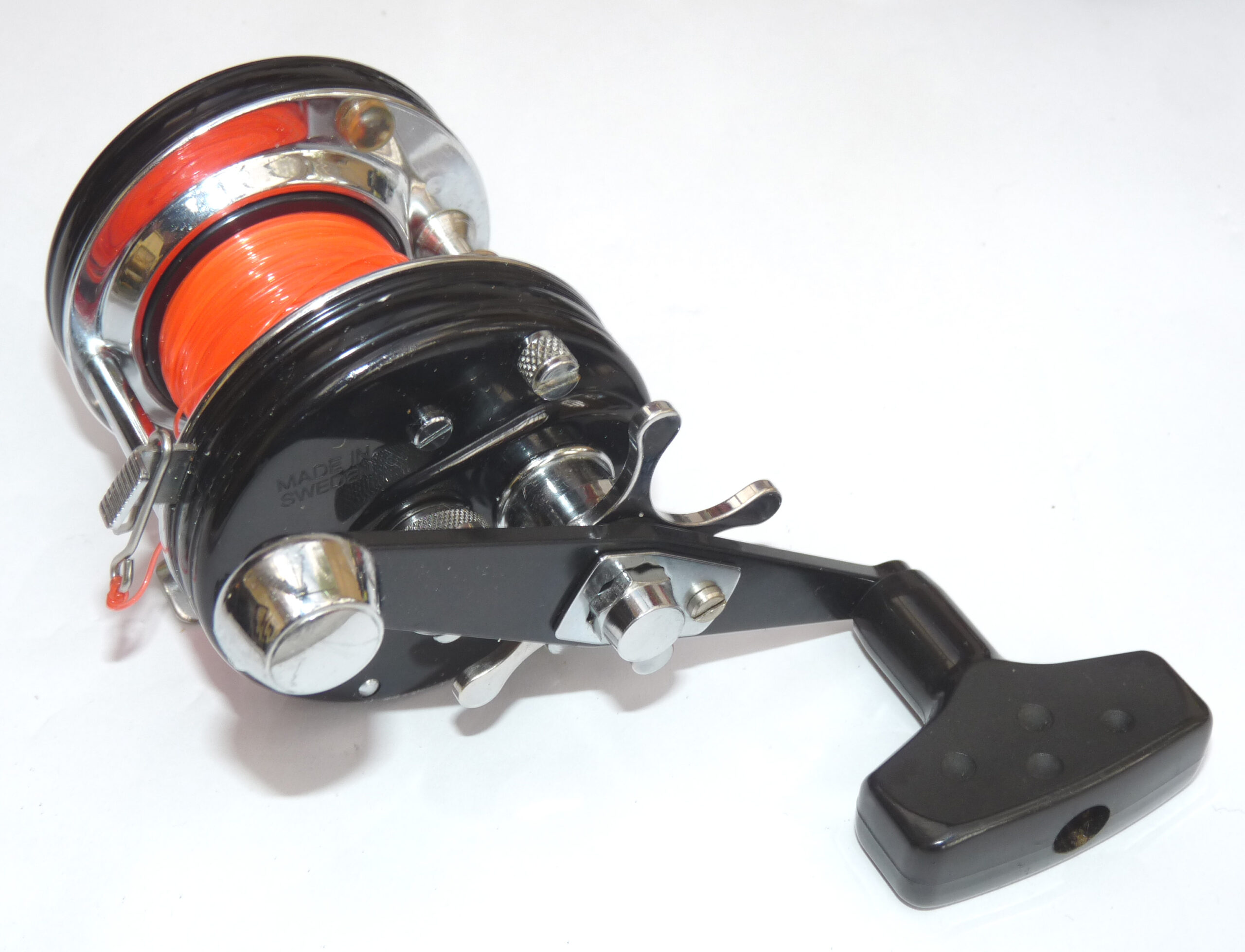 Abu Garcia Ambassadeur 6500 CT black multiplier reel with tournament converted open frame, power handle, star drag, - Image 3