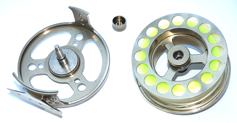 Airflo T7 large arbor 4" salmon fly reel #10/11 with glass fly line and backing - Image 3