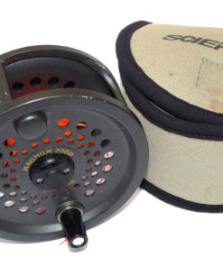 Magnum fly reel