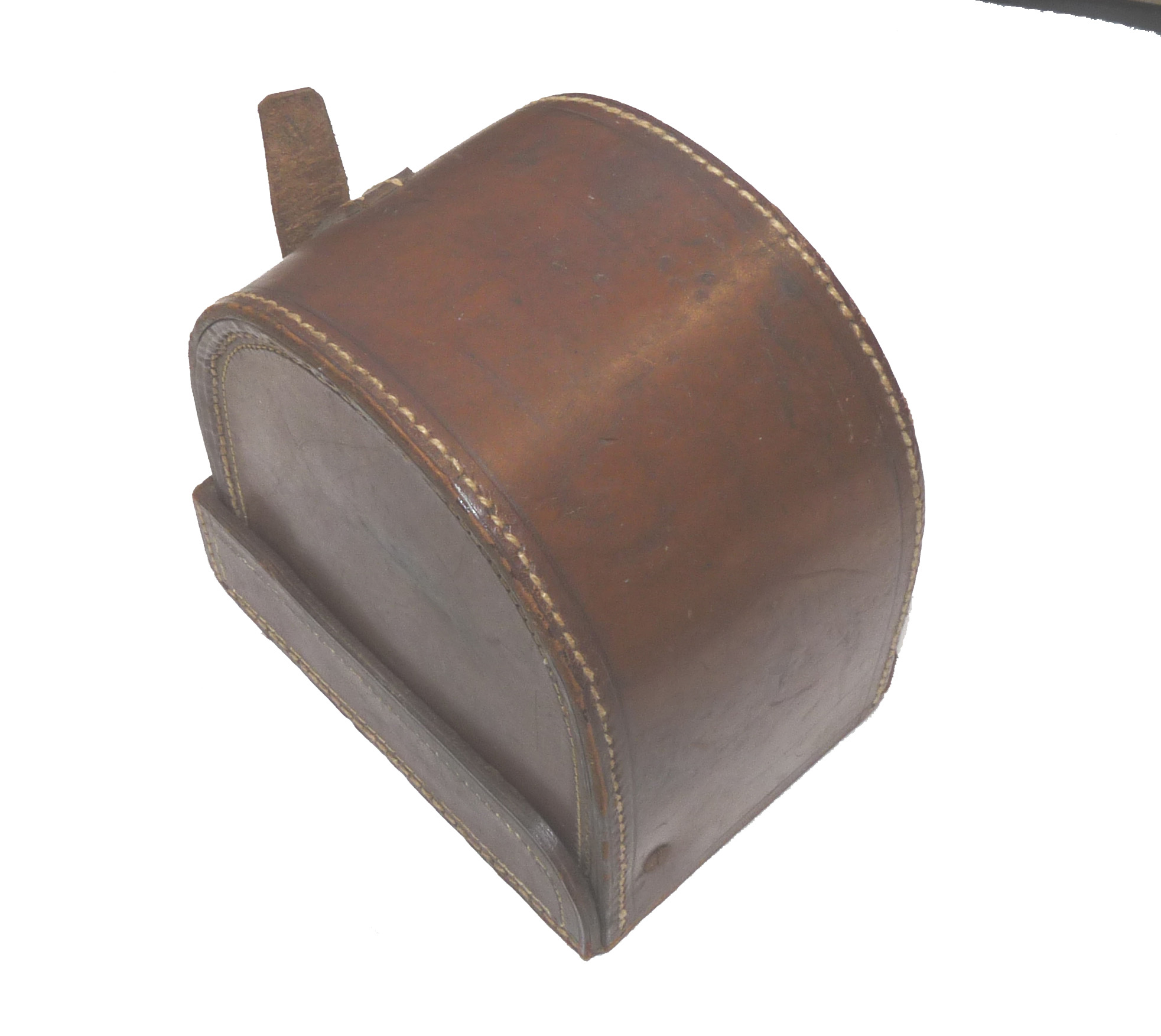 antique D shaped block leather reel case for Perfect Dingley + other fly reels - Image 3