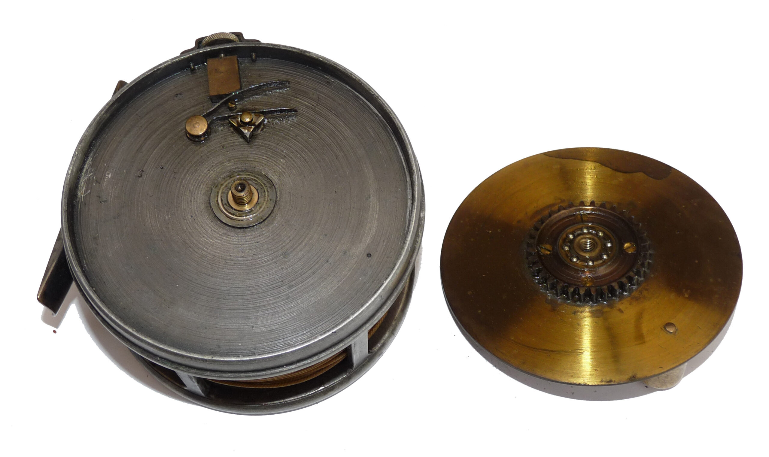 Farlow 4.5" brass faced antique salmon fly reel + Farlow leather case & silk line - Image 6
