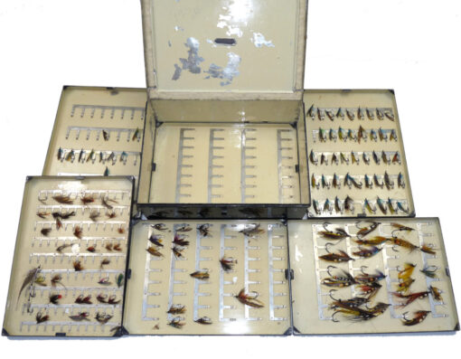 Farlow black japanned vintage fly reservoir, 6 trays and traditional steel eye flies