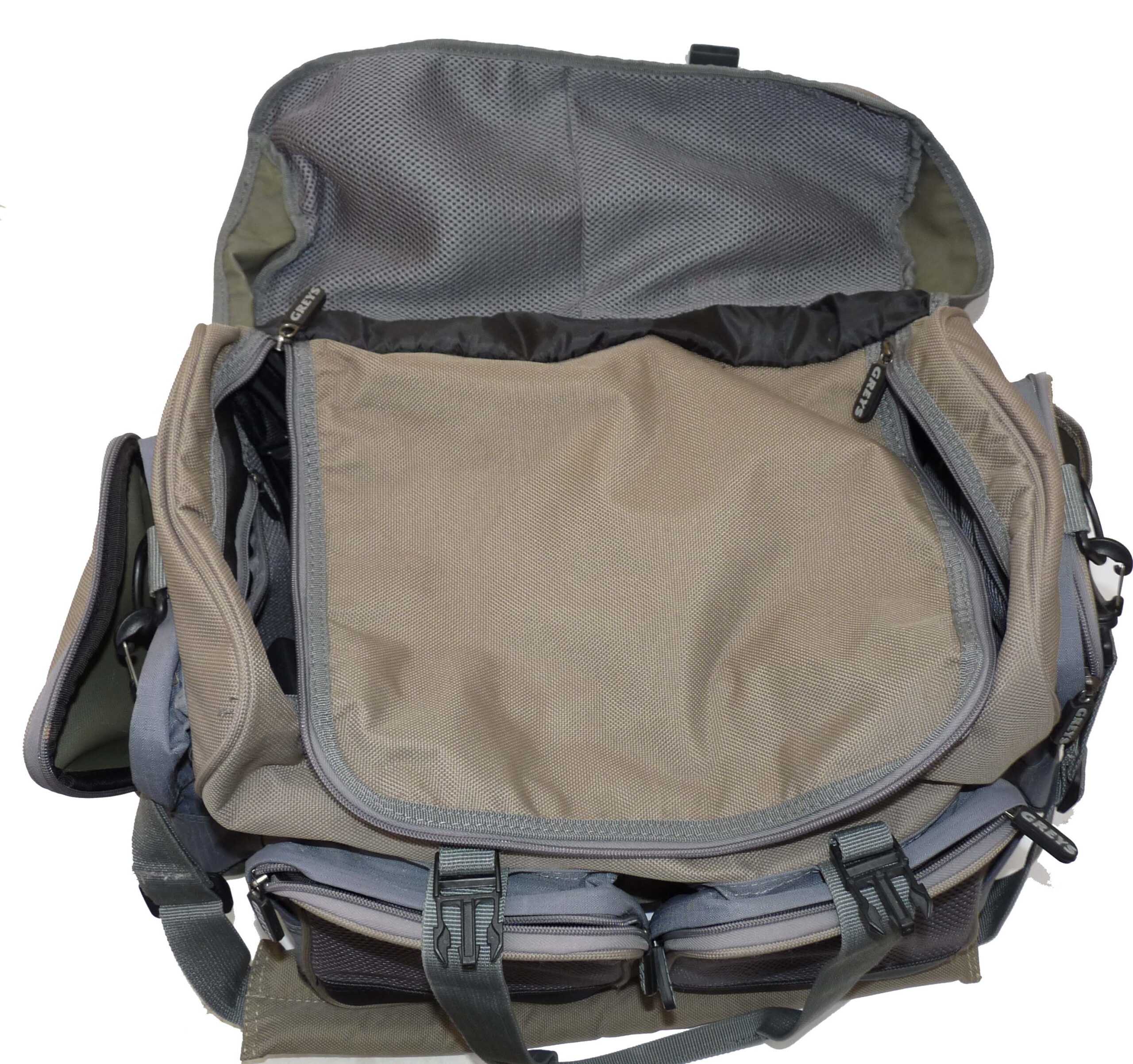 Greys of Alnwick large carryall bag in fine condition measures approx. 22” x 12 x 12” - Image 4
