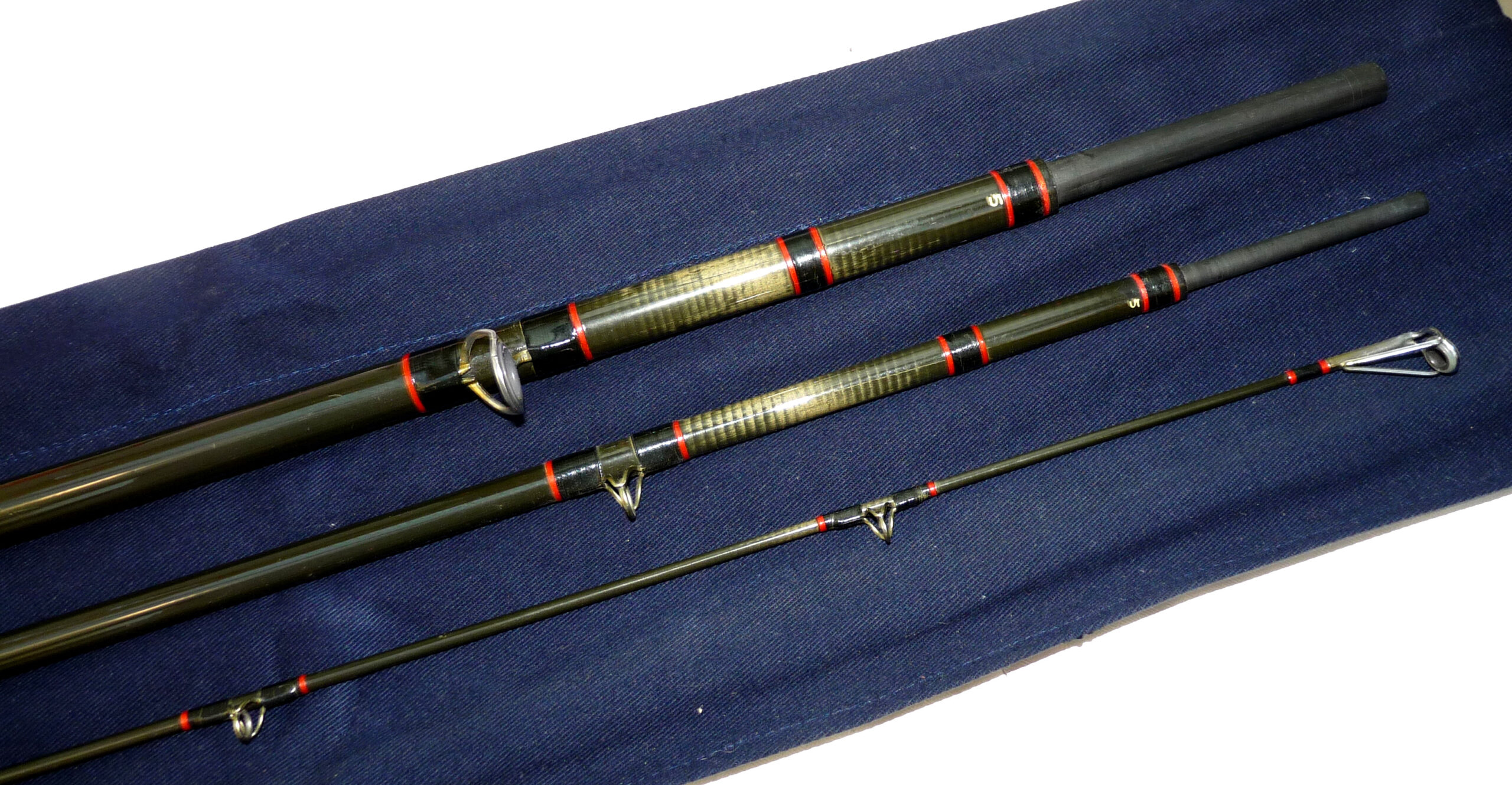 Hardy Graphite Salmon Fly rod, 15’4”, 3 piece line rate #10 for Spey and similar rivers + Hardy bag - Image 5