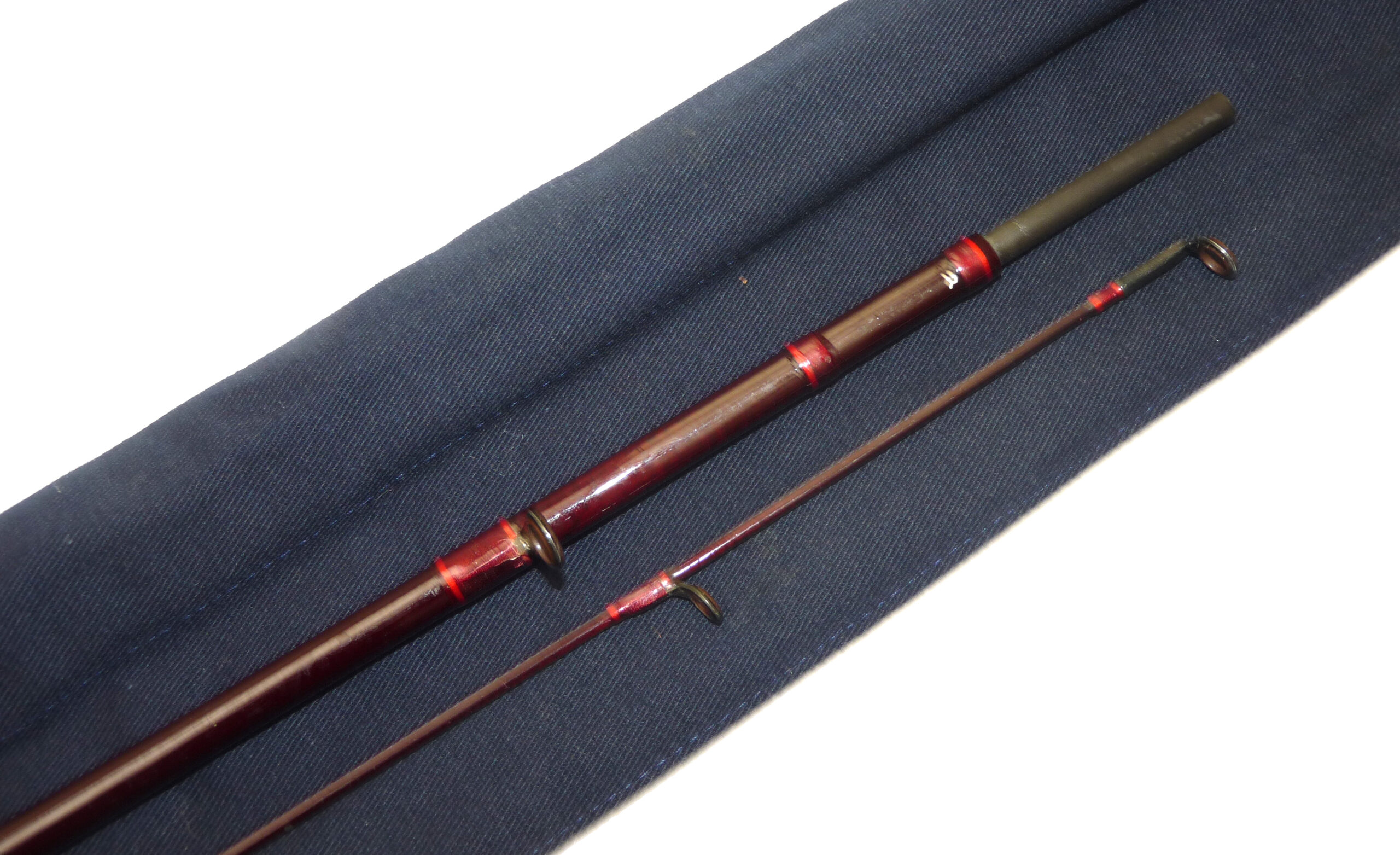 Hardy Graphite Stillwater 10’ 2-piece trout / sea trout fly rod & original bag - Image 4