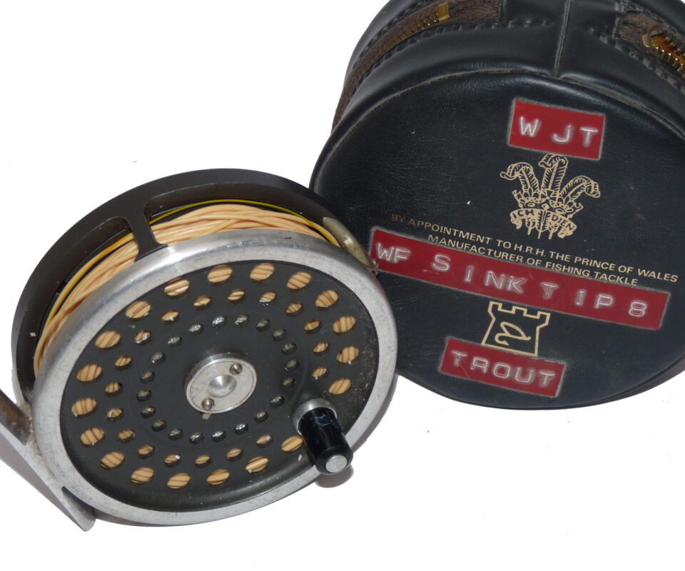 Hardy Marquis 8/9 classic alloy fly reel to use with line + Hardy zip case