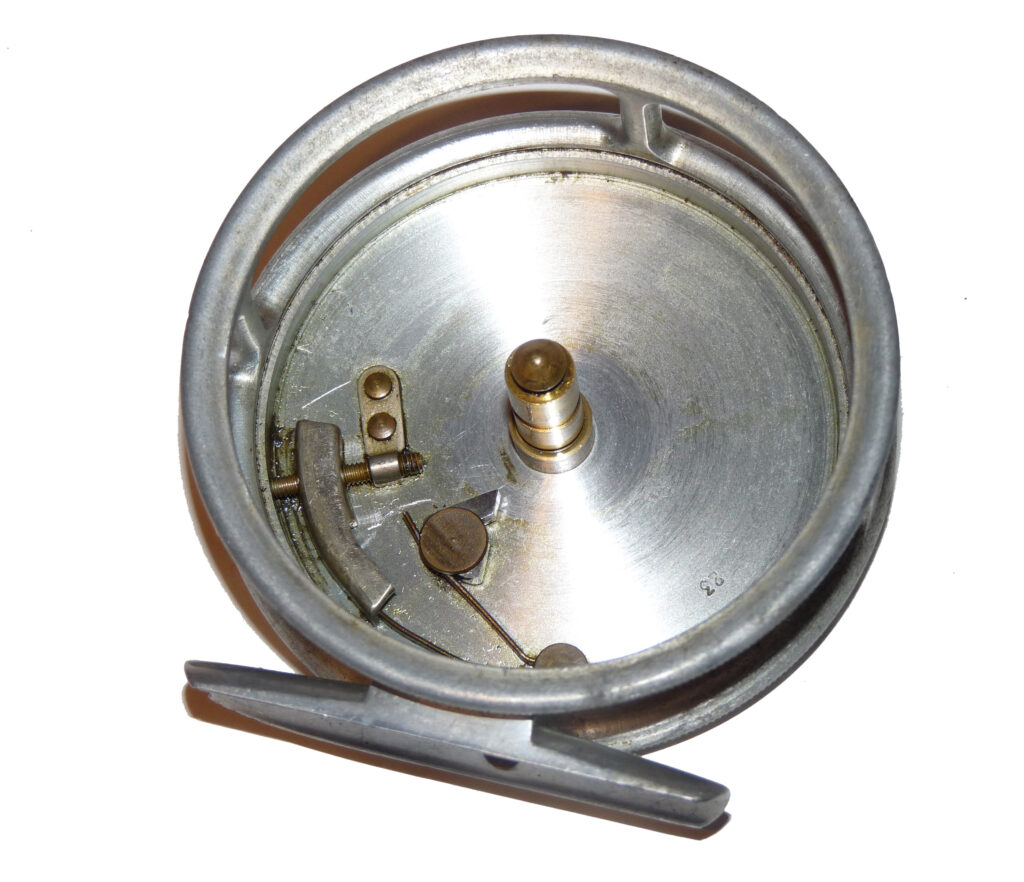 Hardy Uniqua 3-1/8" Spitfire bright finish fly reel Dup Mk2 with telephone latch for collector - Image 3