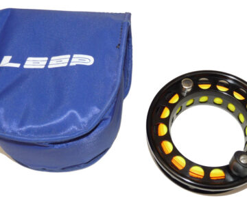 Loop Sweden Model 3 spare spool black finish with line Simms wrap & Loop case