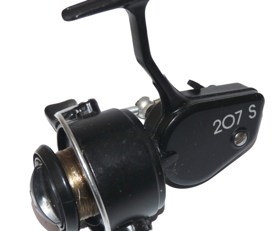 Mitchell 207S vintage spinning reel, made in France, RHW foot stamp K301109