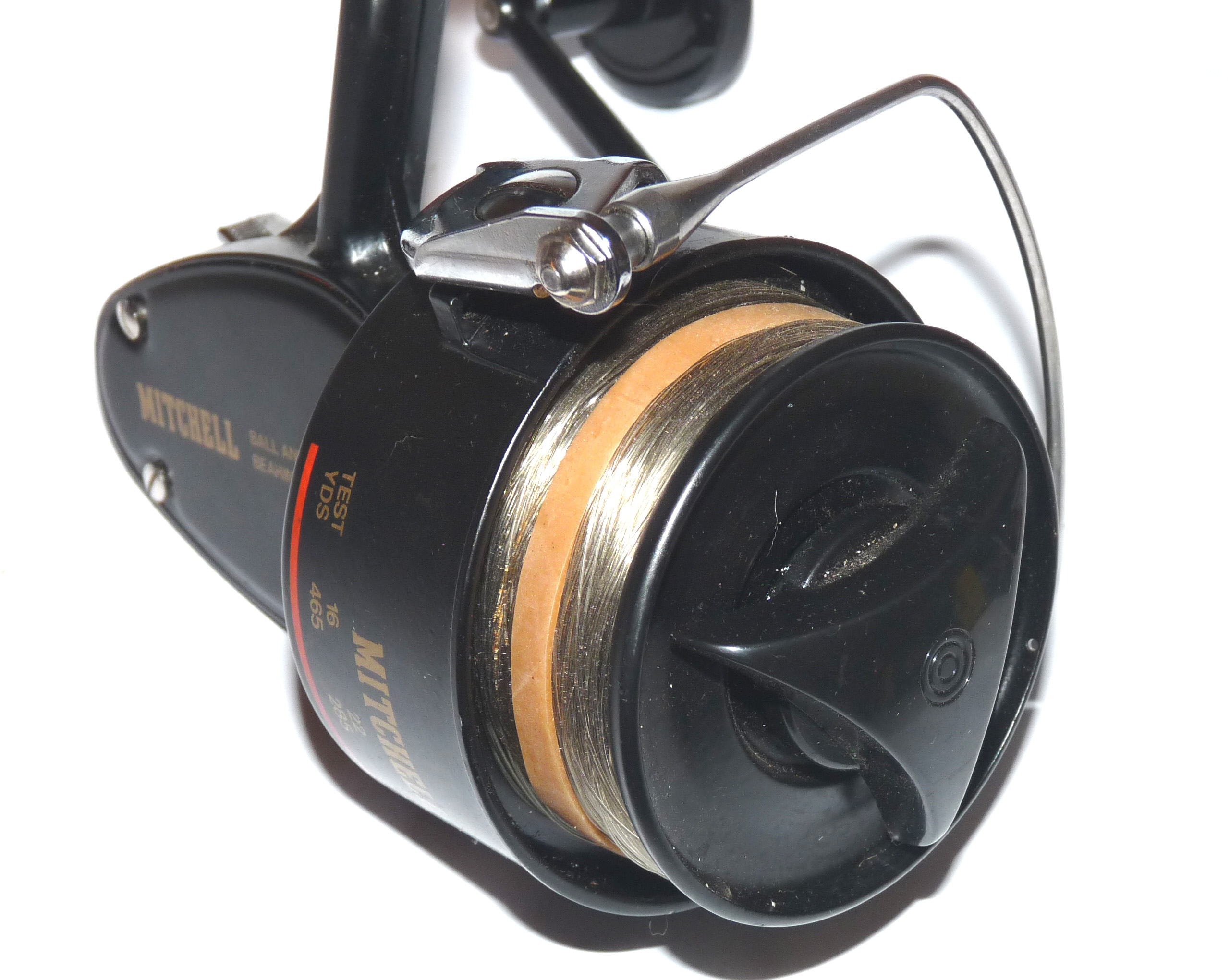 Mitchell France 486 surf fishing reel in best collector condition to collect or fish bass cod mackerel - Image 2