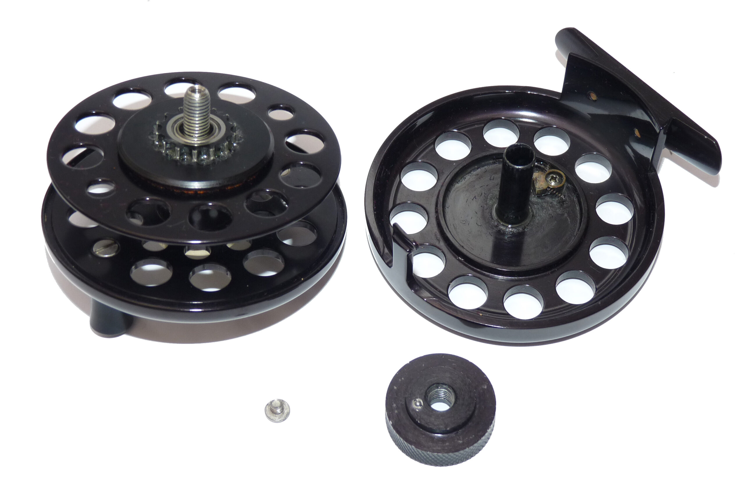Old Florida made in USA 3” alloy fly reel with rear drag rarely seen model with case - Image 3