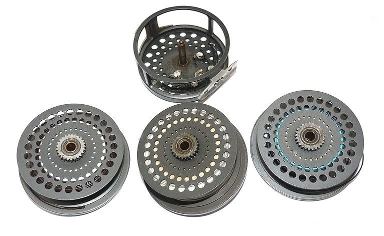 Orvis CFO V1 4.25" alloy salmon fly reel Made in England + 2 spare spools + lines - Image 3