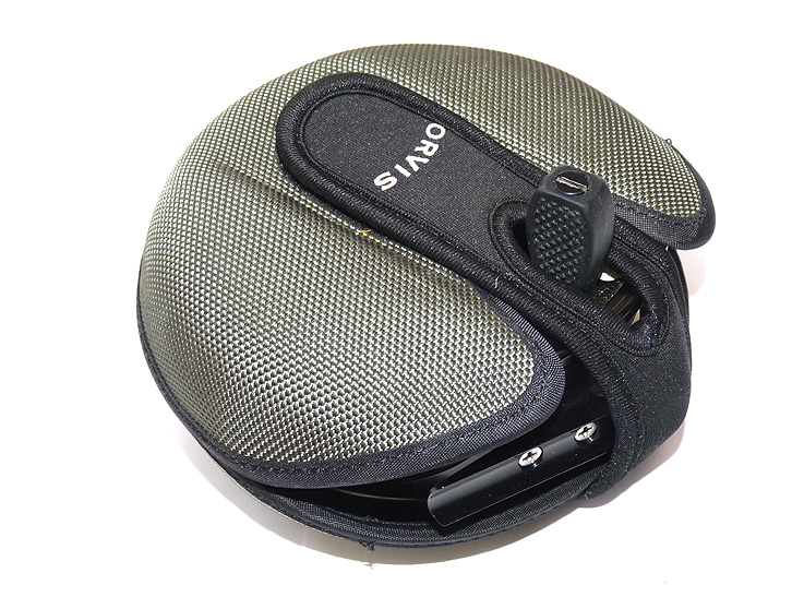 Orvis Mach V1 large arbor 4.25" salmon fly reel black finish, Orvis clamshell hard case - Image 4