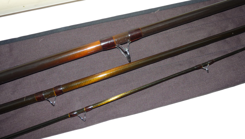 Sage Graphite 3 GFL 16’ 3 piece salmon fly rod, line rate #10, bag & tube - Image 4