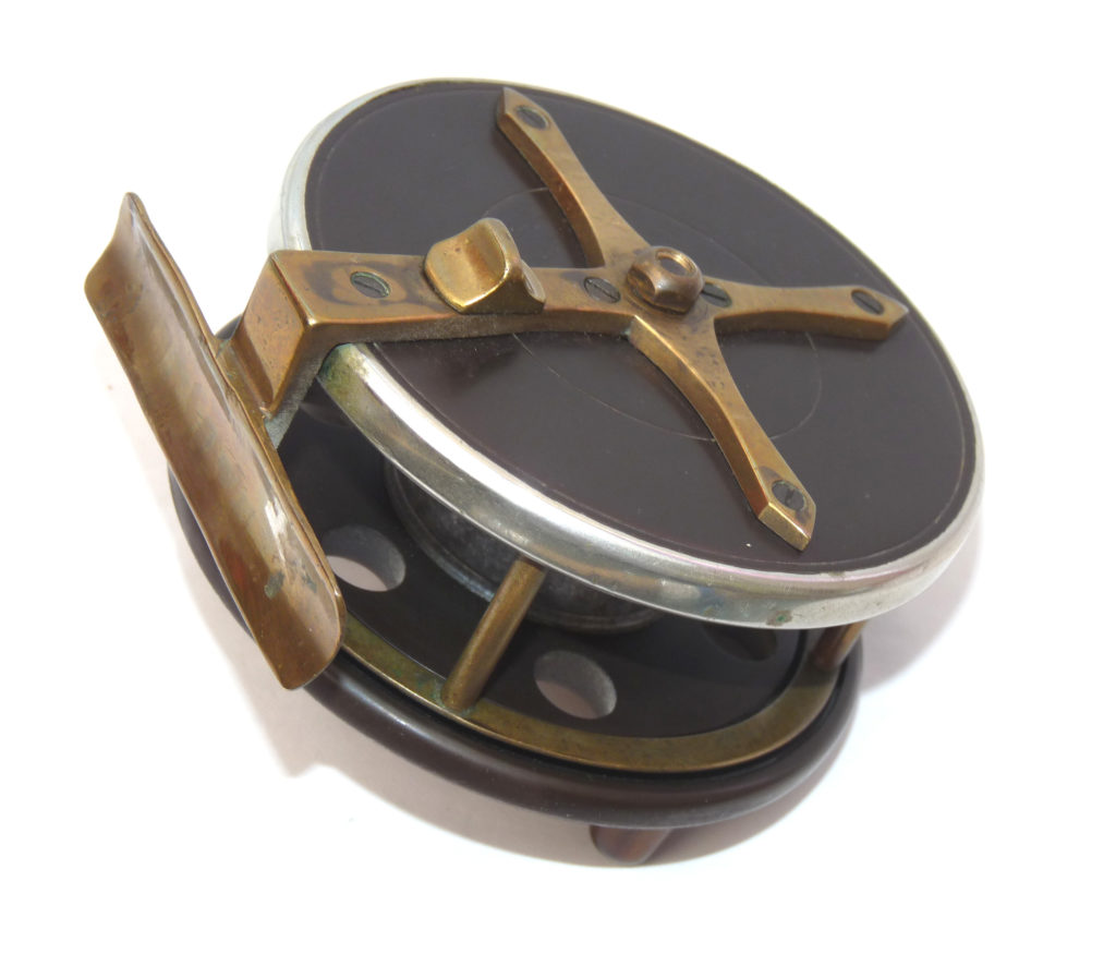 Slater pattern 3.5" ebonite & brass Combination reel, german silver rim ,full guide - Image 4