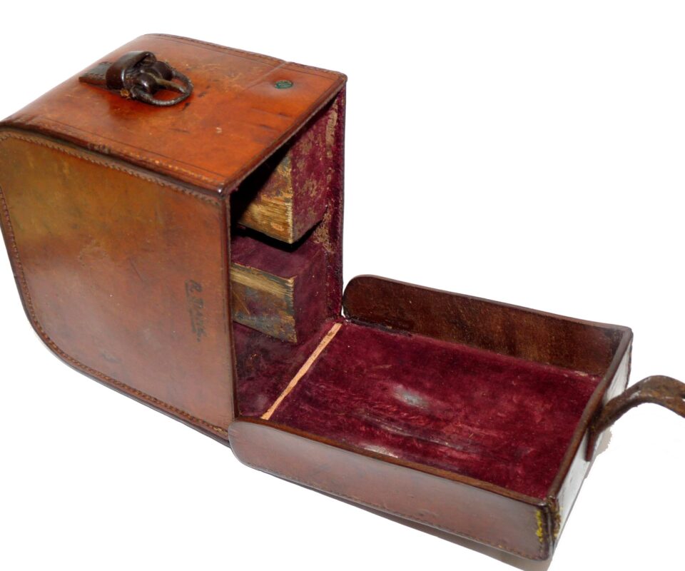 Alternative view of Unusual square D shaped block leather reel case for vintage salmon fly and drum spin reels