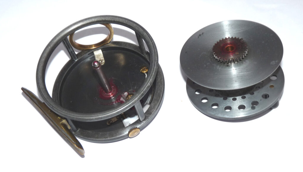 Walker Bampton of Alnwick vintage alloy 4.25" St George pattern salmon fly reel Copper O ring guide - Image 3