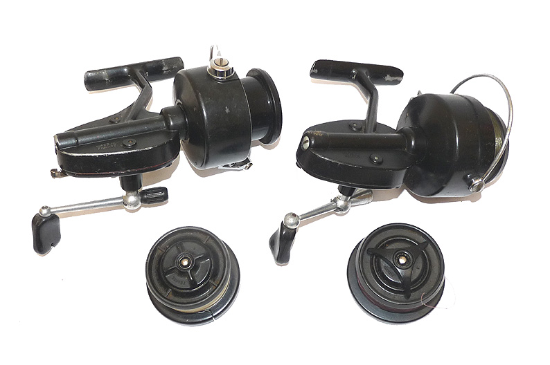 2 Mitchell 300 + 300c vintage spinning reels + 2 s/spools coarse, carp salmon fisning - Image 4