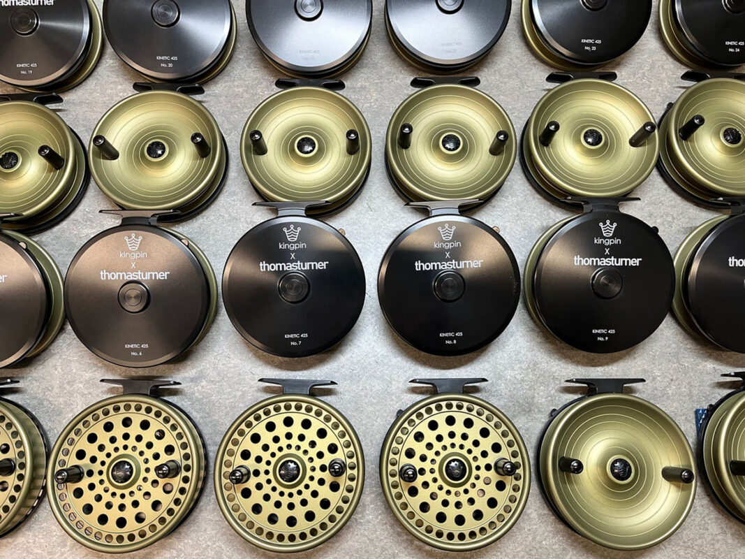 Thomas Turner Classic+ Kinetic 425 Kingpin centrepin reel. Limited edition in exclusive olive green colour.